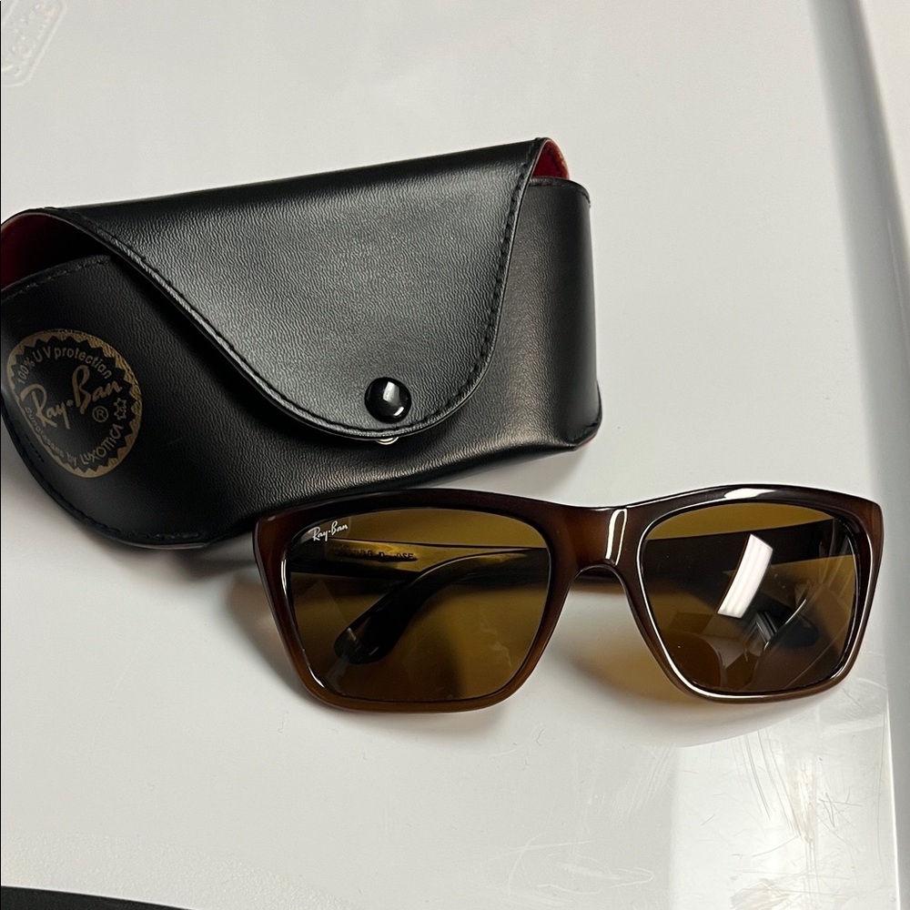 Ray-Ban Brown Rectangular Sunglasses with Black C… - image 1